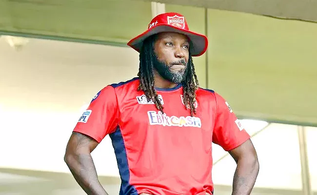 T20 World Cup 2021: Chris Gayle Comments Have Not Respect Curtly Ambrose - Sakshi