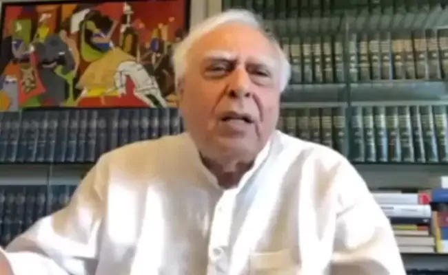 Senior Congress Leader Kapil Sibal Hit Out At Prime Minister Narendra Modi Over The Country's Poor Ranking In The GHI - Sakshi