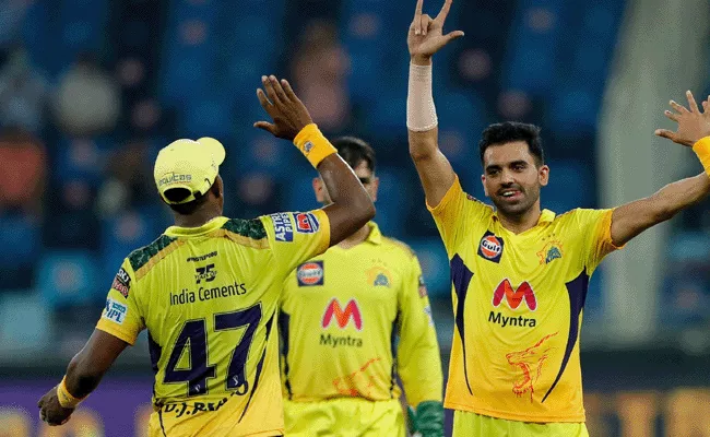 IPL 2021 Winner CSK Happy Moments Video Goes Viral - Sakshi