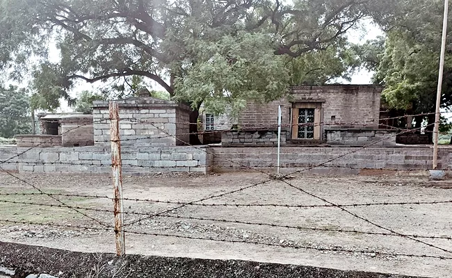 YSR Kadapa Peddamudium Birthplace of the Chalukya Ancestor - Sakshi