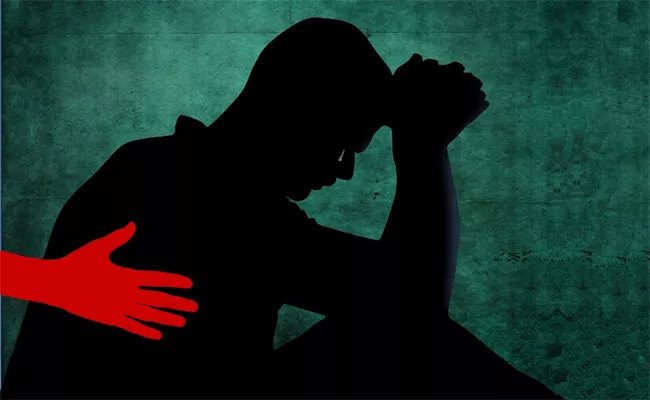 Man Molested By Another Man In Karnataka belgaum district - Sakshi