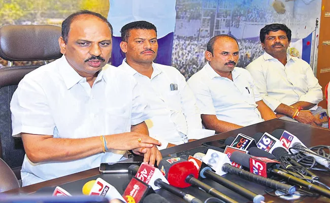 Minister Shankar Narayana Comments On TDP - Sakshi