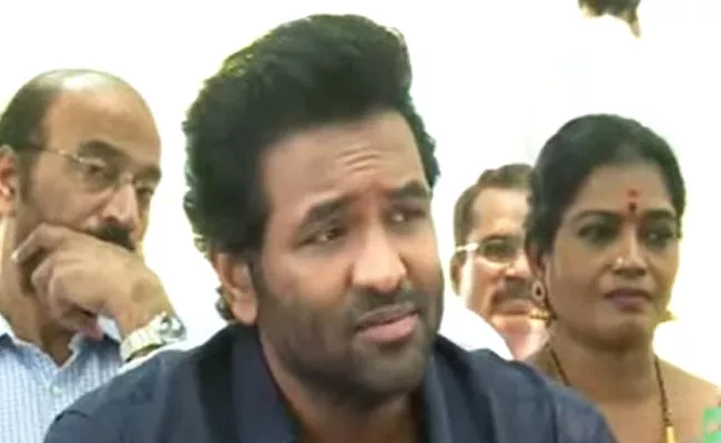 Manchu Vishnu Said He Plans To Change MAA Association Bylaws - Sakshi