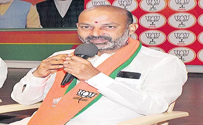 Telangana: Bandi Sanjay Comments Over CM KCR - Sakshi