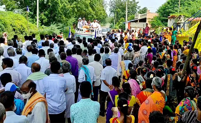 Badvel Bypoll: YSRCP Election Campaign in Badvel - Sakshi