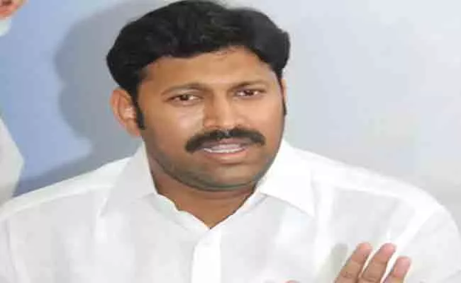 MP YS Avinash Reddy Comments on Adinarayana Reddy - Sakshi