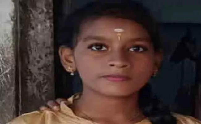 Kakinada Girl Missing In Appikonda Coast - Sakshi