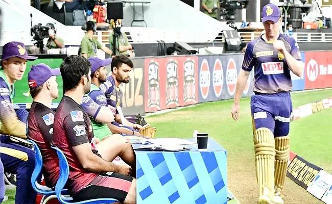 Fans Trolls KKR Captain Eoin Morgan Consecutive Failures As Batsman - Sakshi