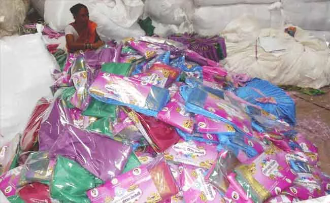 Bathukamma Sarees Distribution In Telangana - Sakshi