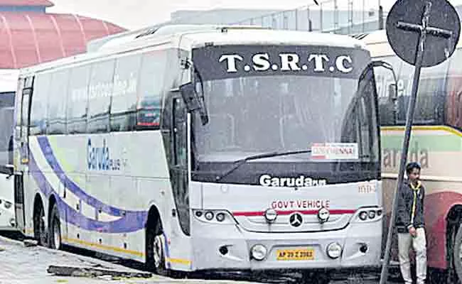 TS: Authorized Ticket Booking Agents Fraud In TSRTC - Sakshi