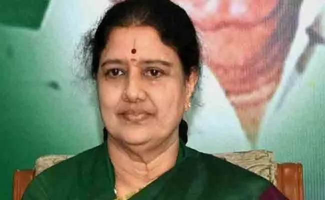 AIADMK Files Police Complaint Against Sasikala - Sakshi