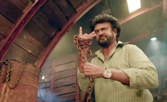 Annaatthe trailer out Rajinikanth Gives Eye Feast to Fans with His Action - Sakshi