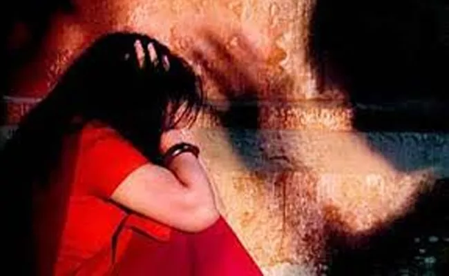 Kerala: Boy Drags Woman To Farm Molesting Her Got Arrested Kondotty - Sakshi