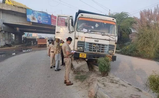 3 Women Farmers Run Over By Truck Near Protest Site In Haryana - Sakshi