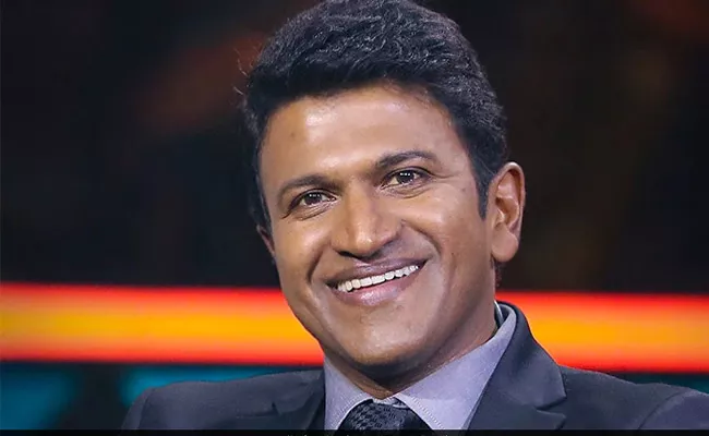 Puneeth Rajkumar Wanted to Meet Pankaj Tripathi At Jeff Bezos Event And Puneeth Always Identified Talent - Sakshi