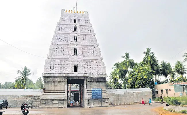 Tourist Spot Sathyabhama Sametha Devalayam In Chittoor District - Sakshi