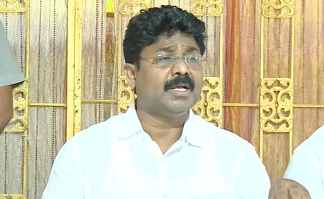 Minister Adimulapu Suresh Comments On Yellow Media - Sakshi