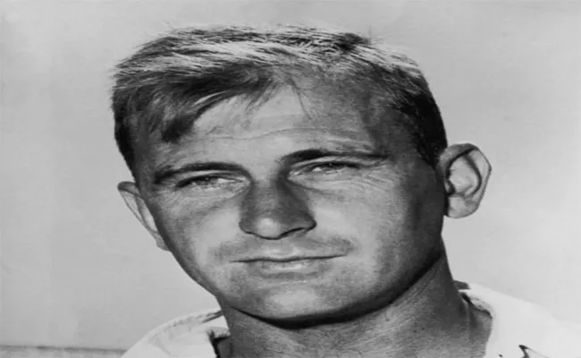 Former Australia Spinner Peter Philpott Dies At 86 - Sakshi