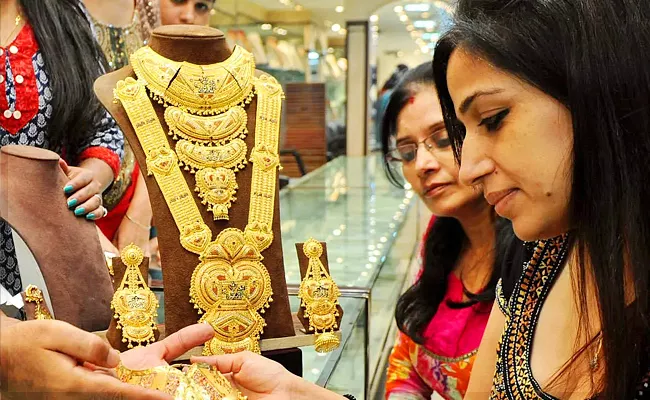 Gold Price Updates October 5 - Sakshi