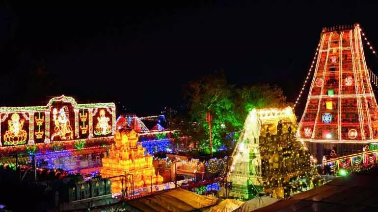 Navratri Celebrations From 7 to 15 October At Vijayawada - Sakshi