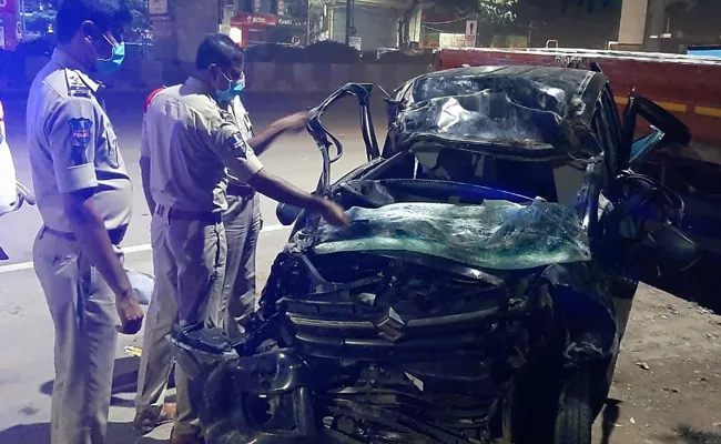 Head Constable Succumbed In Kukatpally Road Accident - Sakshi