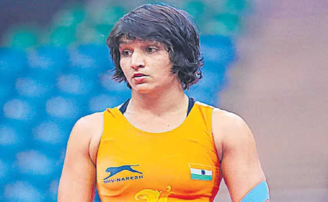 Pinky Loses Bronze Playoff In World Wrestling Championship - Sakshi