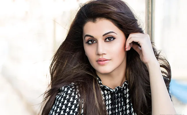 Taapsee Pannu Reveals Her Revenge Strategy  For Not Acknowledged For Pink - Sakshi