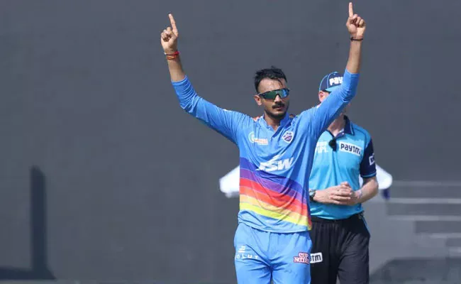 Axar Patel Becomes First Spinner To Achieve This Feat In IPL Since 2011 - Sakshi