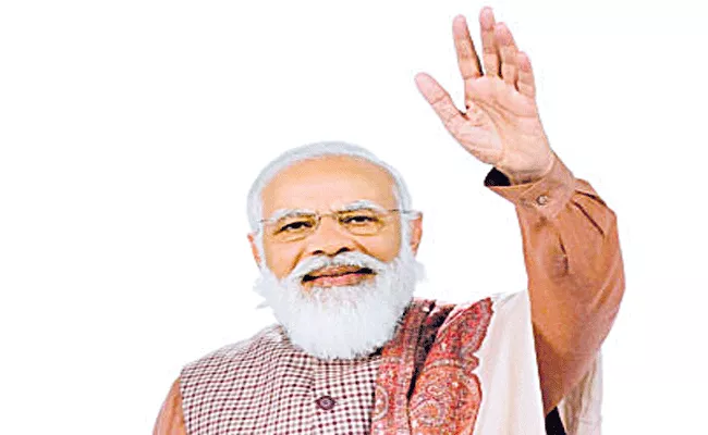  Prime Minister Narendra Modi completes 20 years in public service - Sakshi