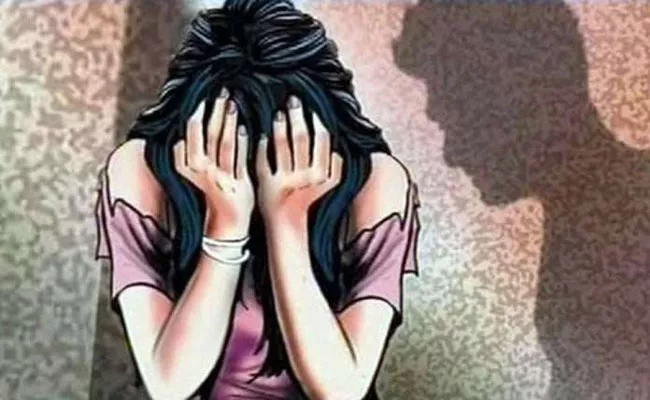 Khammam: Molestation On Minor Girl, Child Died After Fell Into Water Tank - Sakshi