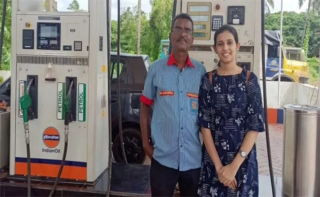 Arya Rajagopal Daughter of Petrol Pump Attendant Now Headed to IIT Kanpur - Sakshi