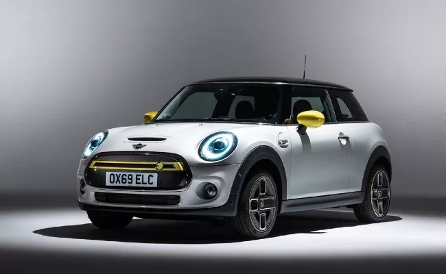 All Mini Cooper Electric Cars Sold out in India Ahead of Launch - Sakshi