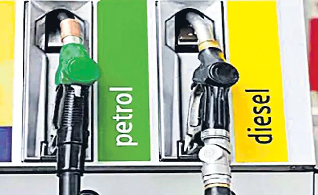 Petrol crosses Rs 120 mark in Madhya Pradesh - Sakshi