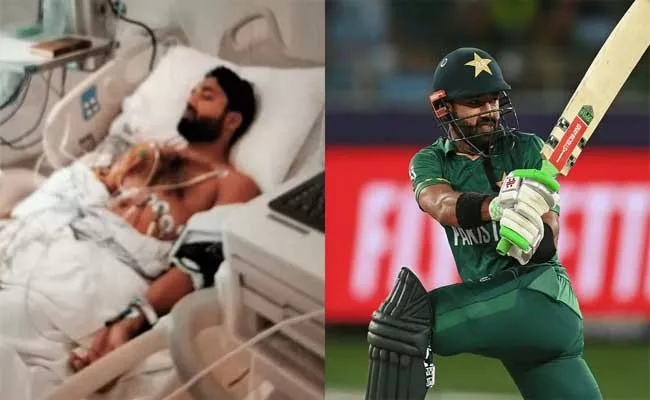 Indian doctor who treated Mohammad Rizwan gets signed jersey from Pakistani cricketer: Report - Sakshi