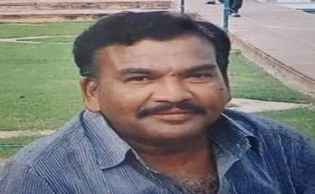 Leading Stage Actor And Director Indupalli Rajkumar Passed Away - Sakshi