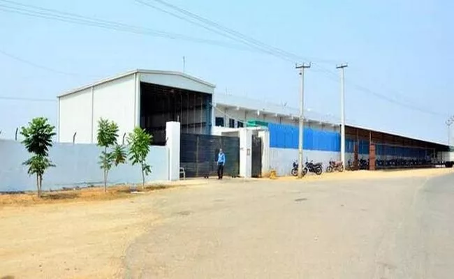 Jamuna Hatcheries land Case In Medak - Sakshi