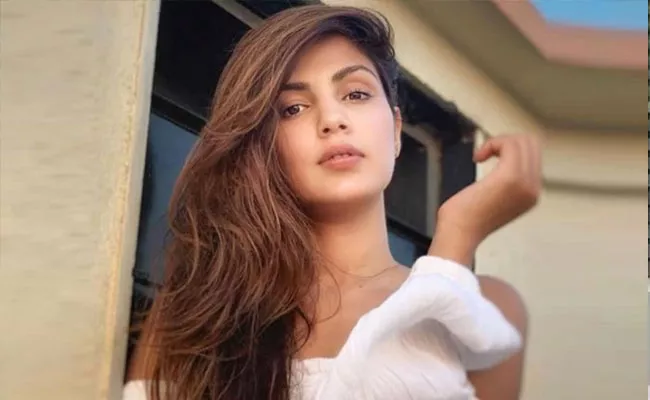 Rhea Chakraborty Shared Her Instagram Story About Life - Sakshi