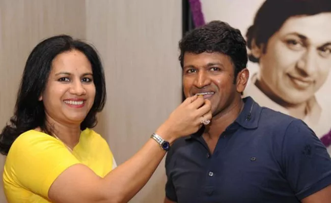 Puneeth Raj Kumar Wife Ashwini Emotional Post - Sakshi