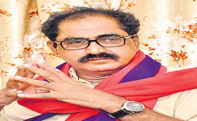 Tammineni Veerabhadram Suggests CM KCR To Protest In Delhi - Sakshi