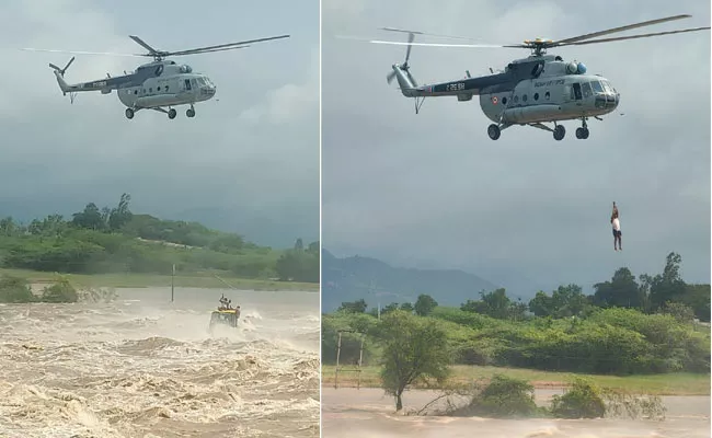 10 People Rescued Who Trapped In Chitravathi River Anantapur - Sakshi