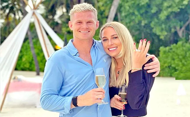 England Cricketer Sam Billings Gets Engaged His Long-Term Girlfriend - Sakshi