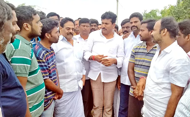 Survived With The CM YS Jagan Initiative MLA Prakash Reddy - Sakshi