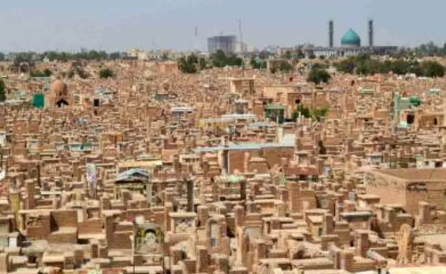 Wadi Us Salaam Interesting Facts About Worlds Largest Cemetery - Sakshi