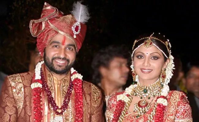 Shilpa Shetty And Raj Kundra Couple 12th Wedding Anniversary - Sakshi