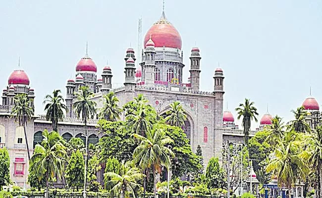 Telangana High Court Clarifies Statement About Liquor Stores - Sakshi