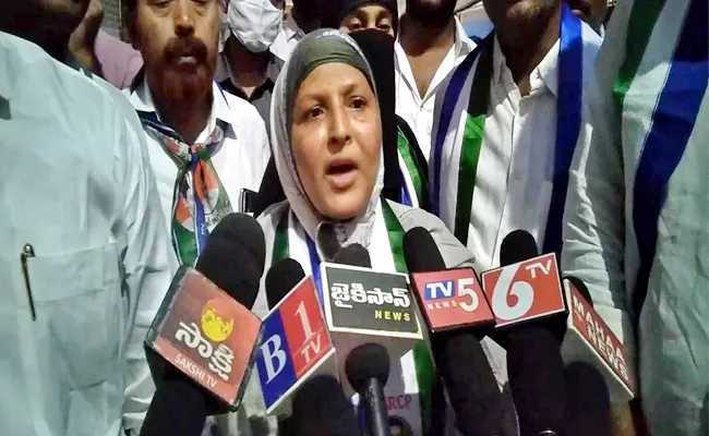 MLC Zakia Khanam Files Nomination For AP Council Deputy Chairman Election - Sakshi