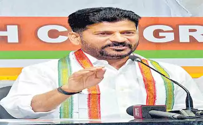 Revanth Reddy Slams KCR Over Delhi Visit - Sakshi