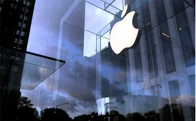 Apple AR Headset Replace The Smartphone In The Next 10 Years - Sakshi