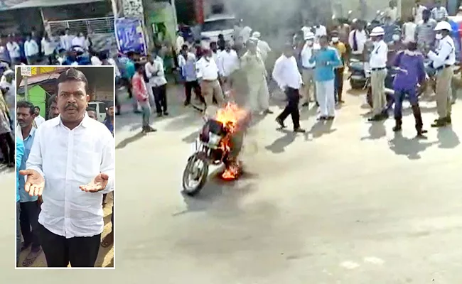 Man Set His Bike On Fire Due To Unbearable Traffic Challans In Adilabad - Sakshi