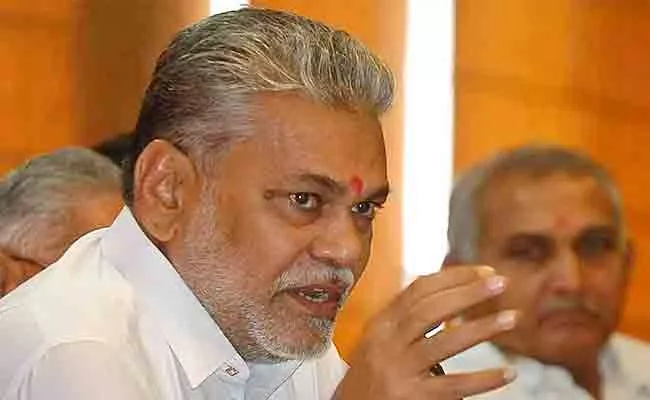 Parshottam Rupala Says Sea Fishes Should Considered Goddess Lakshmis Sister Gujarat - Sakshi